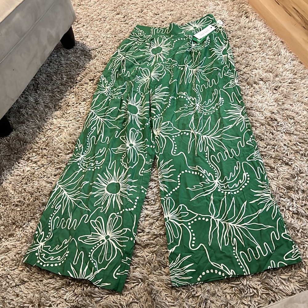 Tribal Green Leaf Print Wide-Leg Pants - Picture 5 of 8